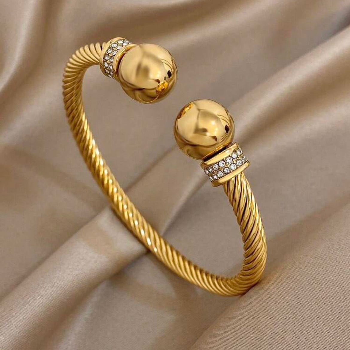 GIRL BOSS BRACELET