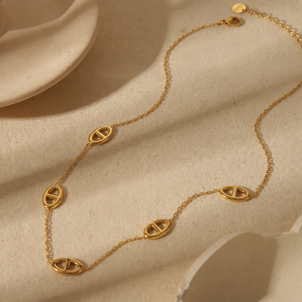 Cassie necklace