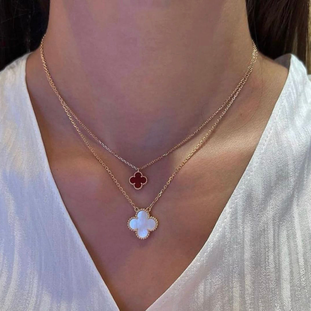 CLOVER NECKLACE