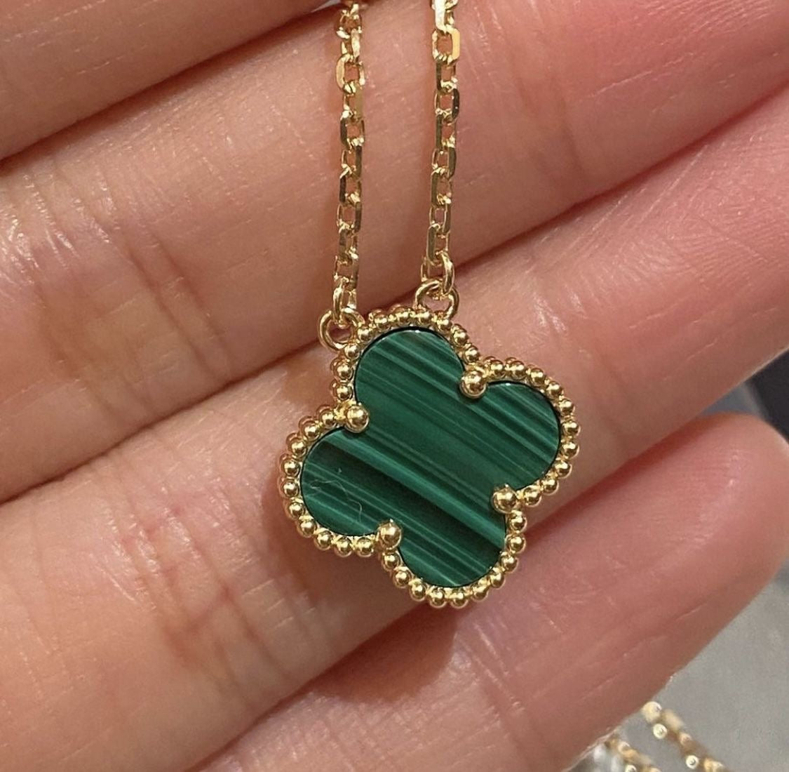 CLOVER NECKLACE