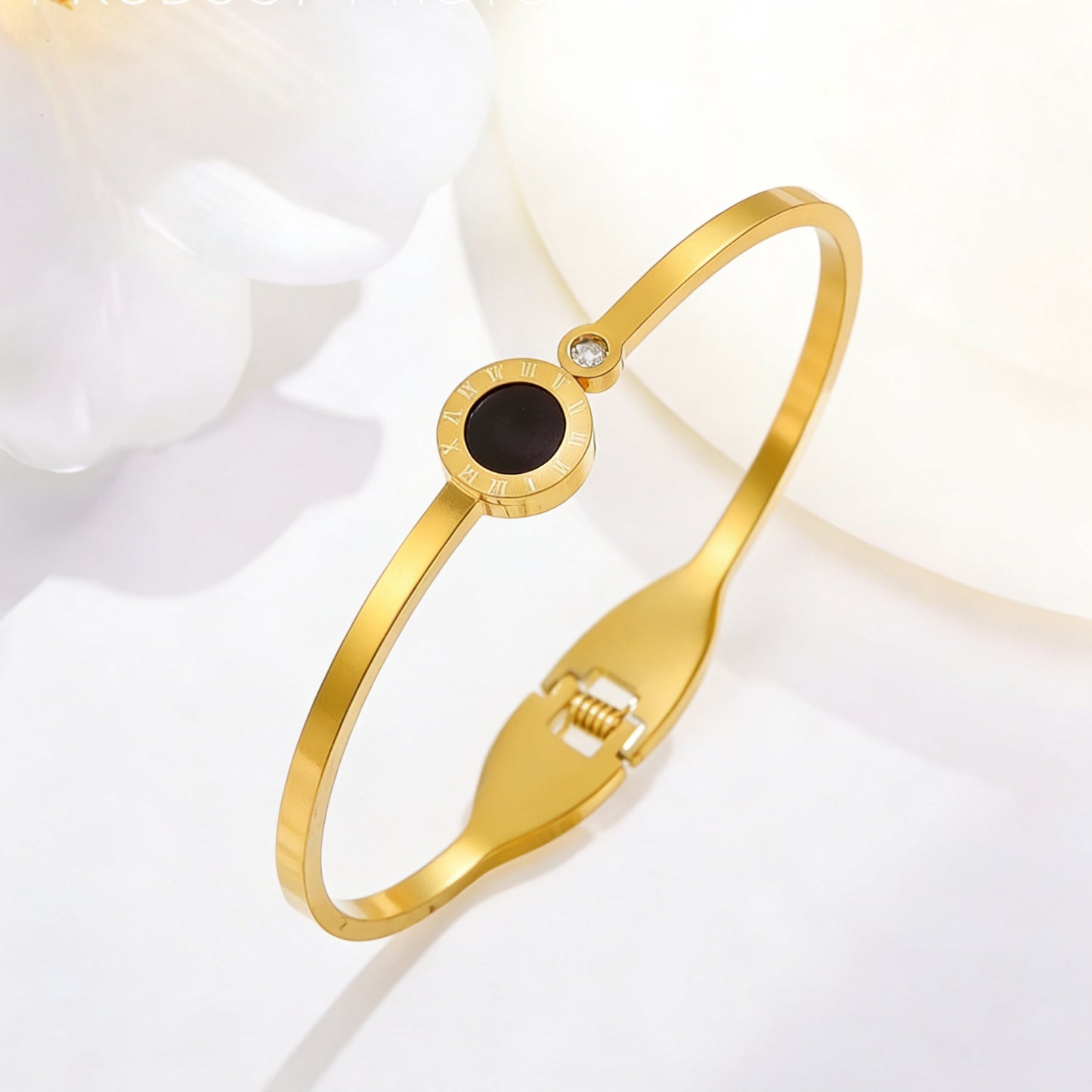 VIVICA BRACELET