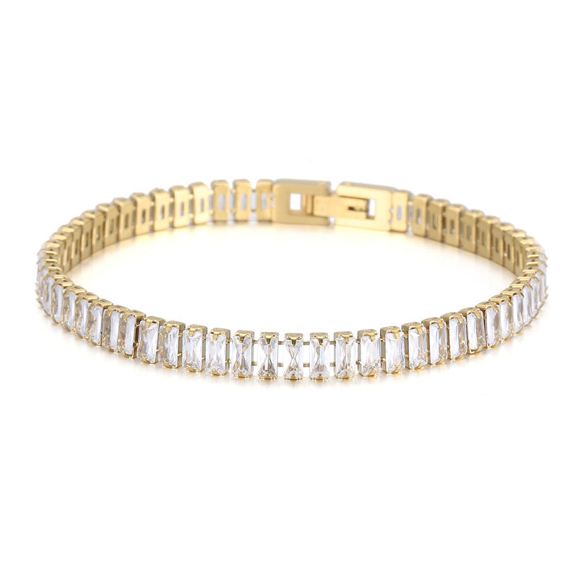 LOLA BRACELET