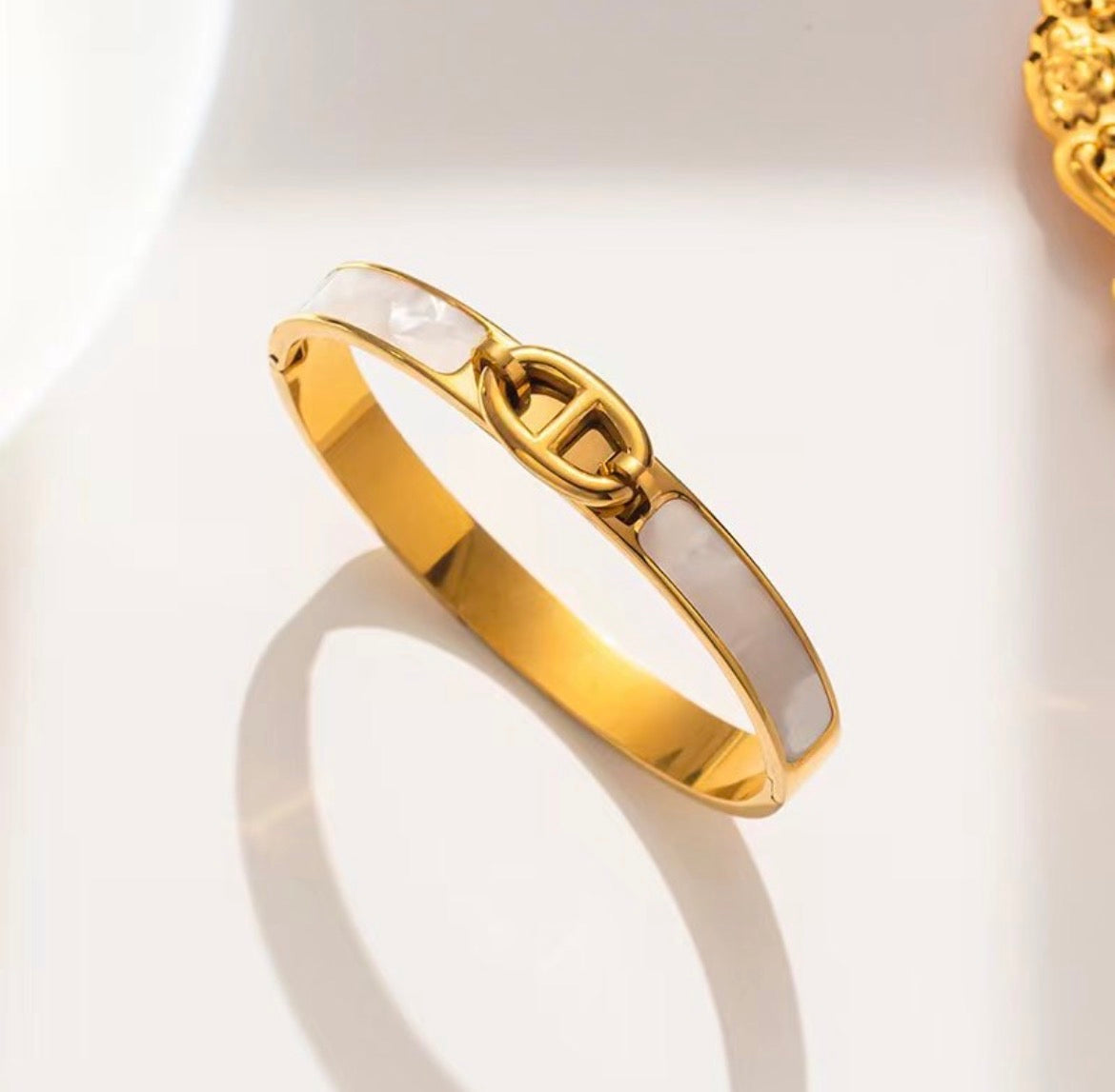IVORY BRACELET