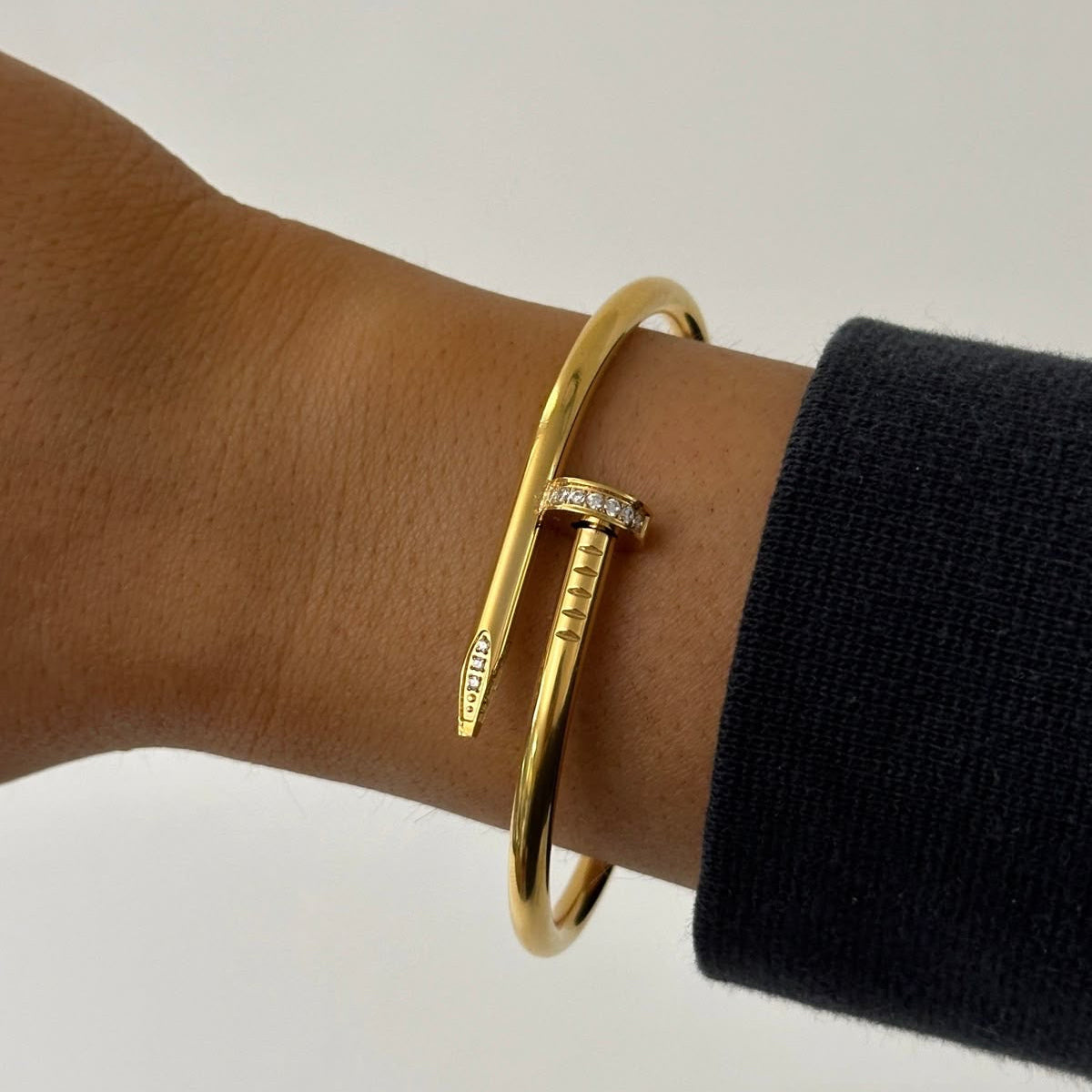 NAIL BRACELET
